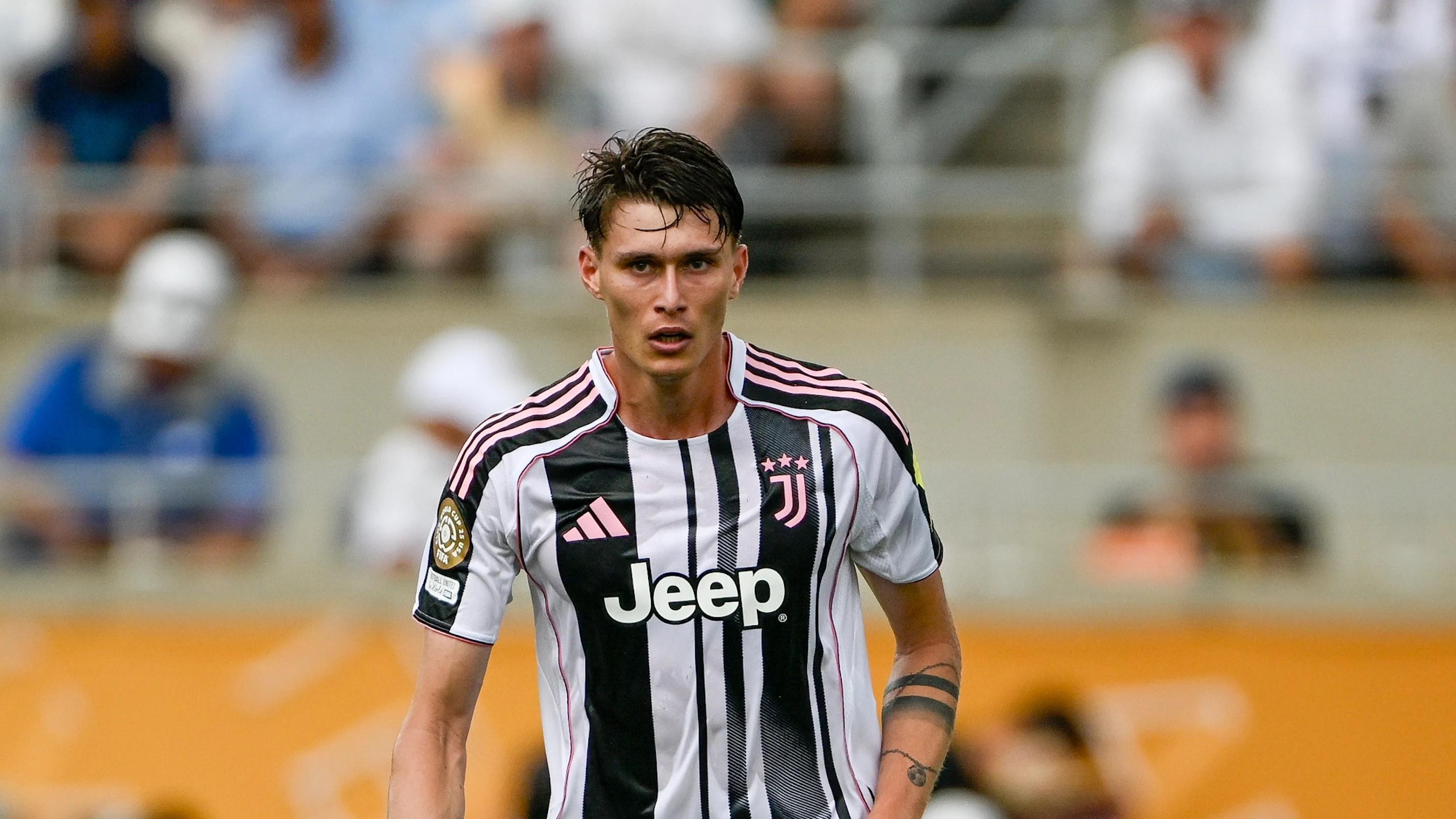 完美体育在线-天空体育：纽卡考虑向尤文求购后卫萨沃纳，也有意斯卡尔维尼