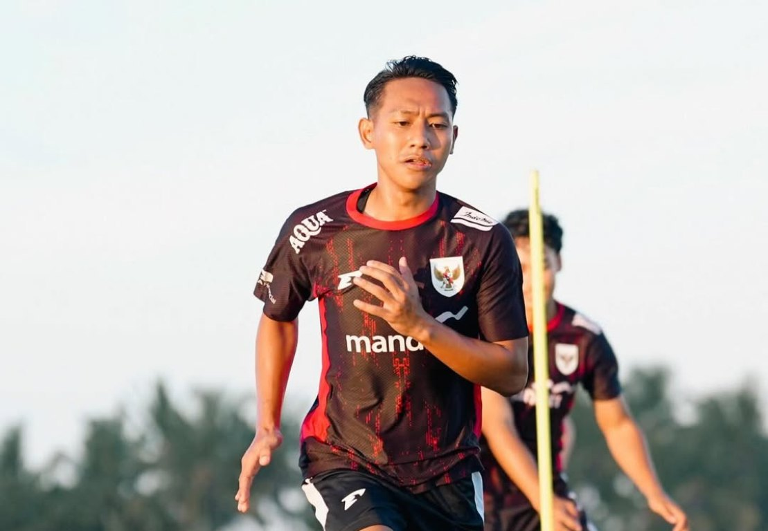 完美体育网页入口-印尼小将：首次入选国家队很兴奋，对阵中国若登场将全力以赴