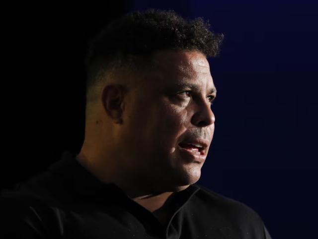 完美体育网页入口-地方足协齐心力挺现任主席，大罗沮丧退出足协大选