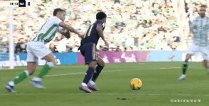 完美体育网页入口-【西甲】贝林厄姆破门 皇马1比1客平贝蒂斯